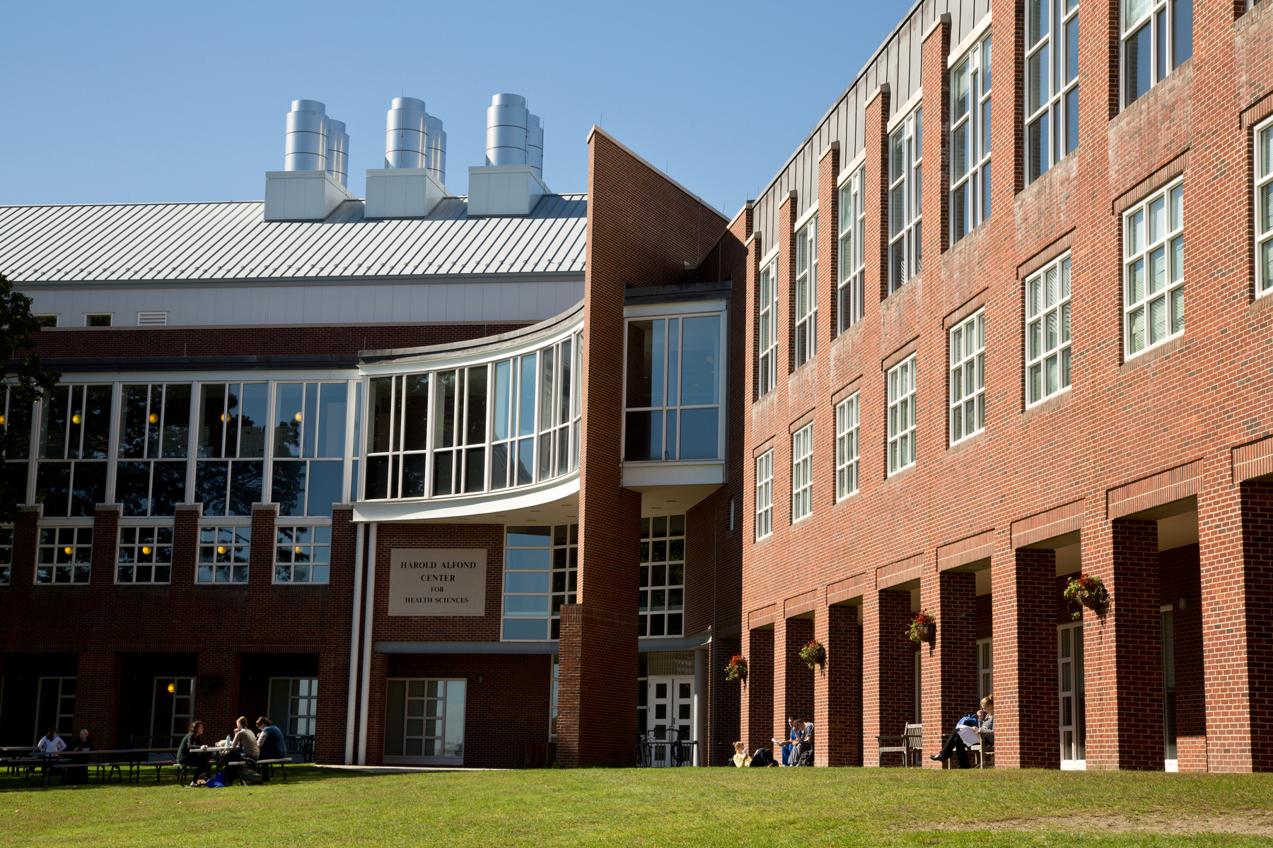 Harold Alfond Center for Health Sciences