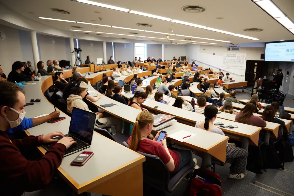 A packed lecture hall for the teach-in