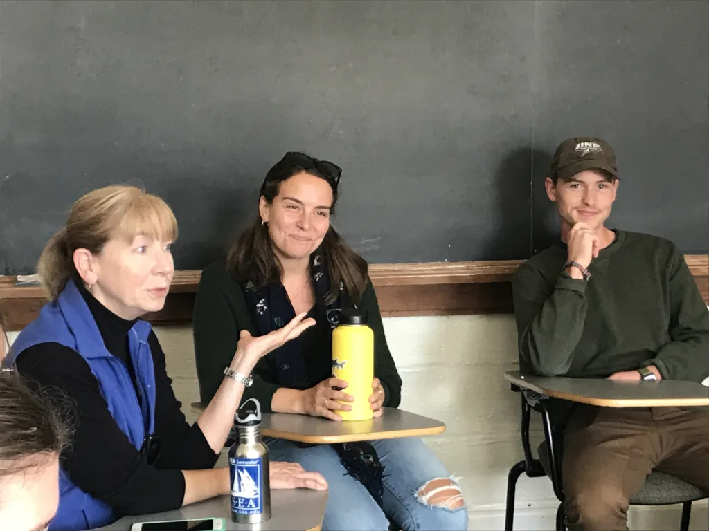alums in class