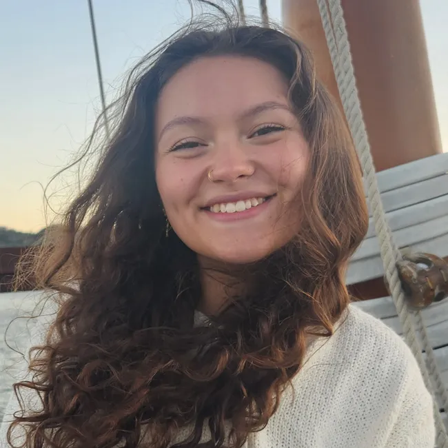 Headshot of Evelynn Silva