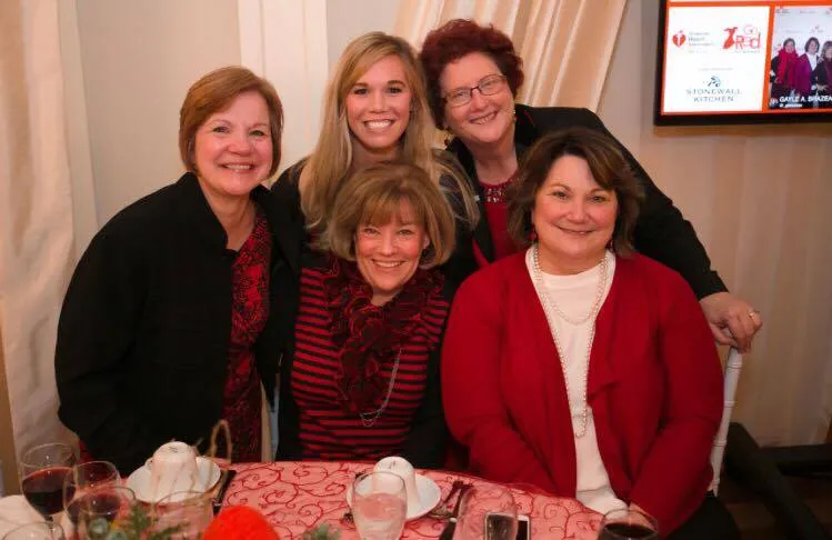 Sarah Porter with Bernice Mills, Karen Pardue, Gayle Brazeau and Jen Morton