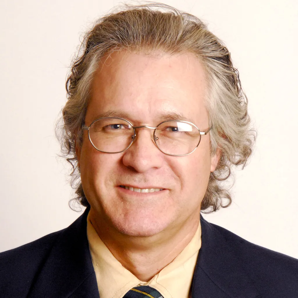Steev Sutton, associate professor in the Department of Pharmaceutical Sciences