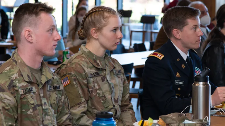 US Veterans at UNE