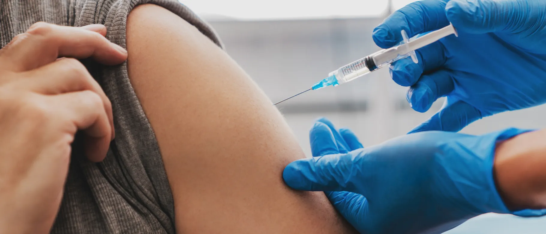 Throughout the month of October, in partnership with Walgreens, UNE will be offering flu vaccine clinics on both campuses, open to all students and employees.