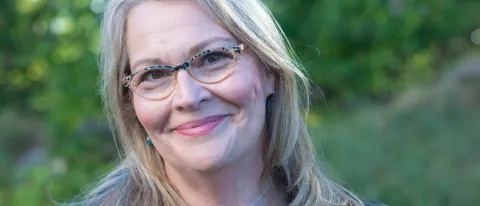 Karen Houseknecht