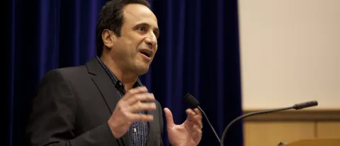 Anouar Majid