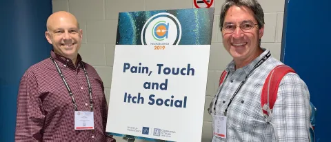 Derek Molliver and Ian Meng of UNE's Department of Biomedical Sciences at world's the largest gathering of neuroscientists 
