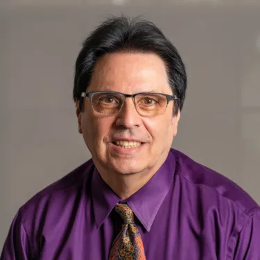 Headshot of Peter Garramore