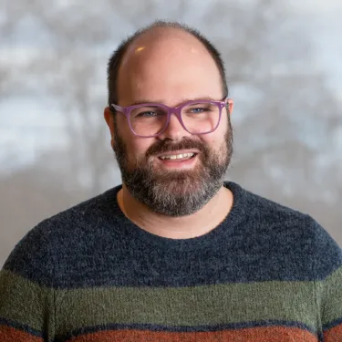 Headshot of Geoffrey Brewer