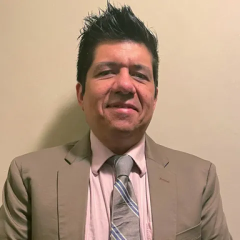 Headshot of Rob Alegre