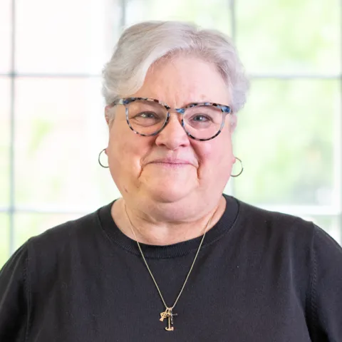 Headshot of Kris Winston