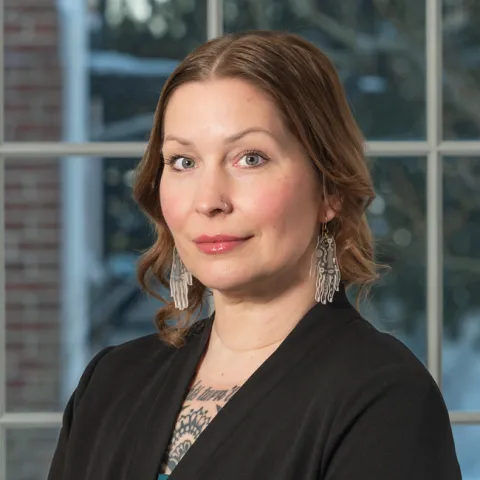 Headshot of Julie Gray